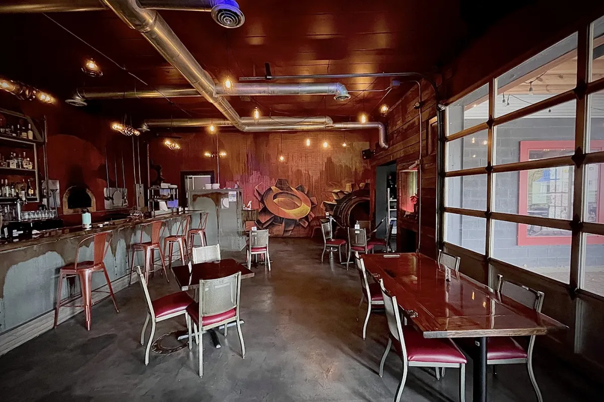 eMbers Station Bistro & Bar photo 1