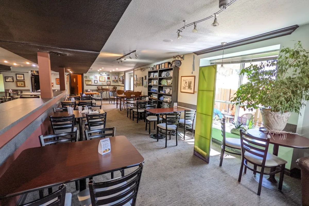 Shananigan's Bistro Coffee & Dessert Bar photo 1