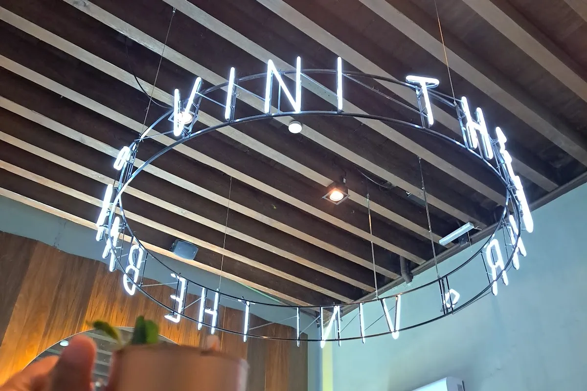 Vini the Bar photo 1
