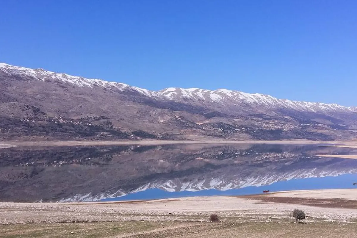 Lake Qaraoun photo 1