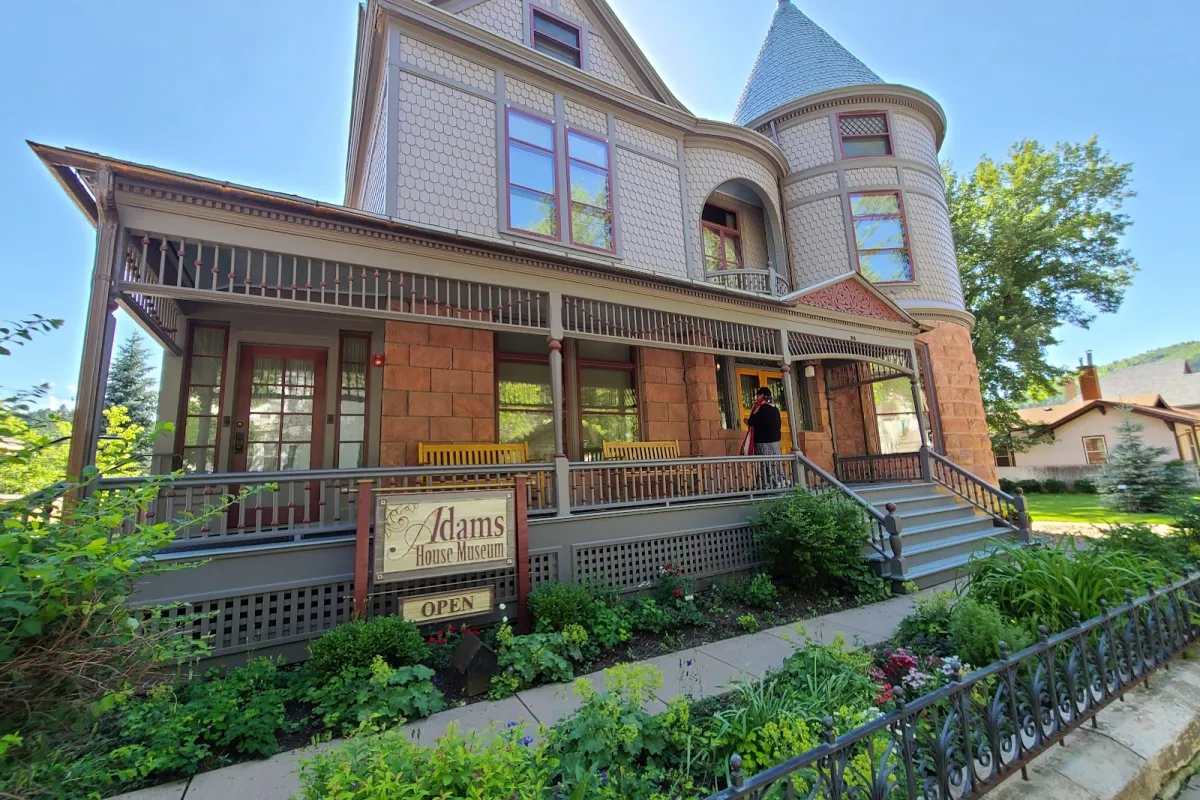 Historic Adams House photo 1