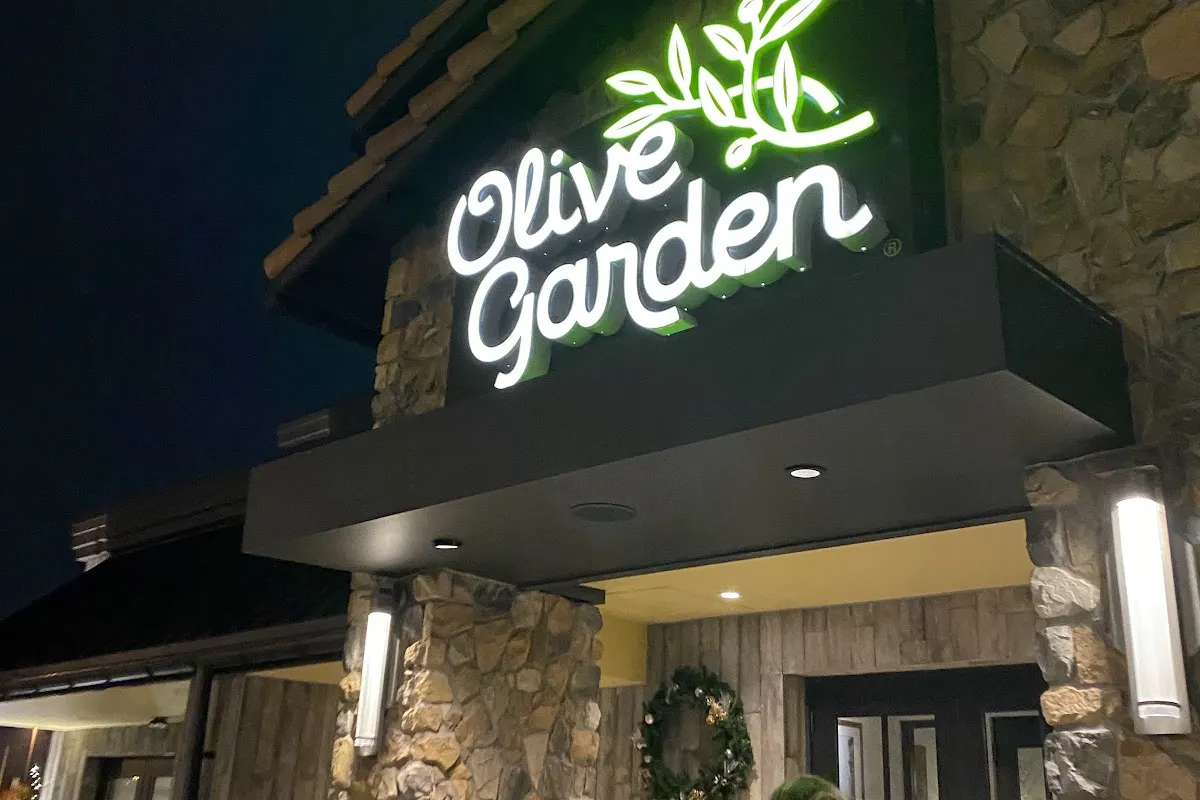 Olive Garden Italian Restaurant photo 1