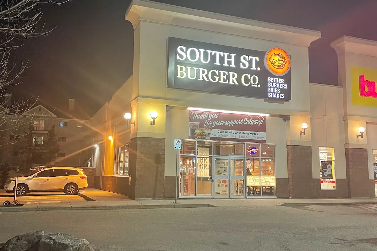 Smash Street Burger (Formerly South Street Burger) photo 1