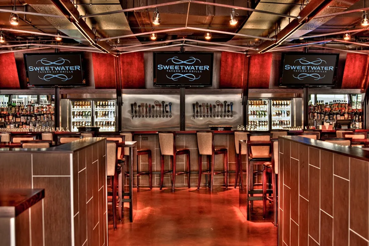 Sweetwater Tavern & Grille (Michigan Plaza - Chicago) photo 1