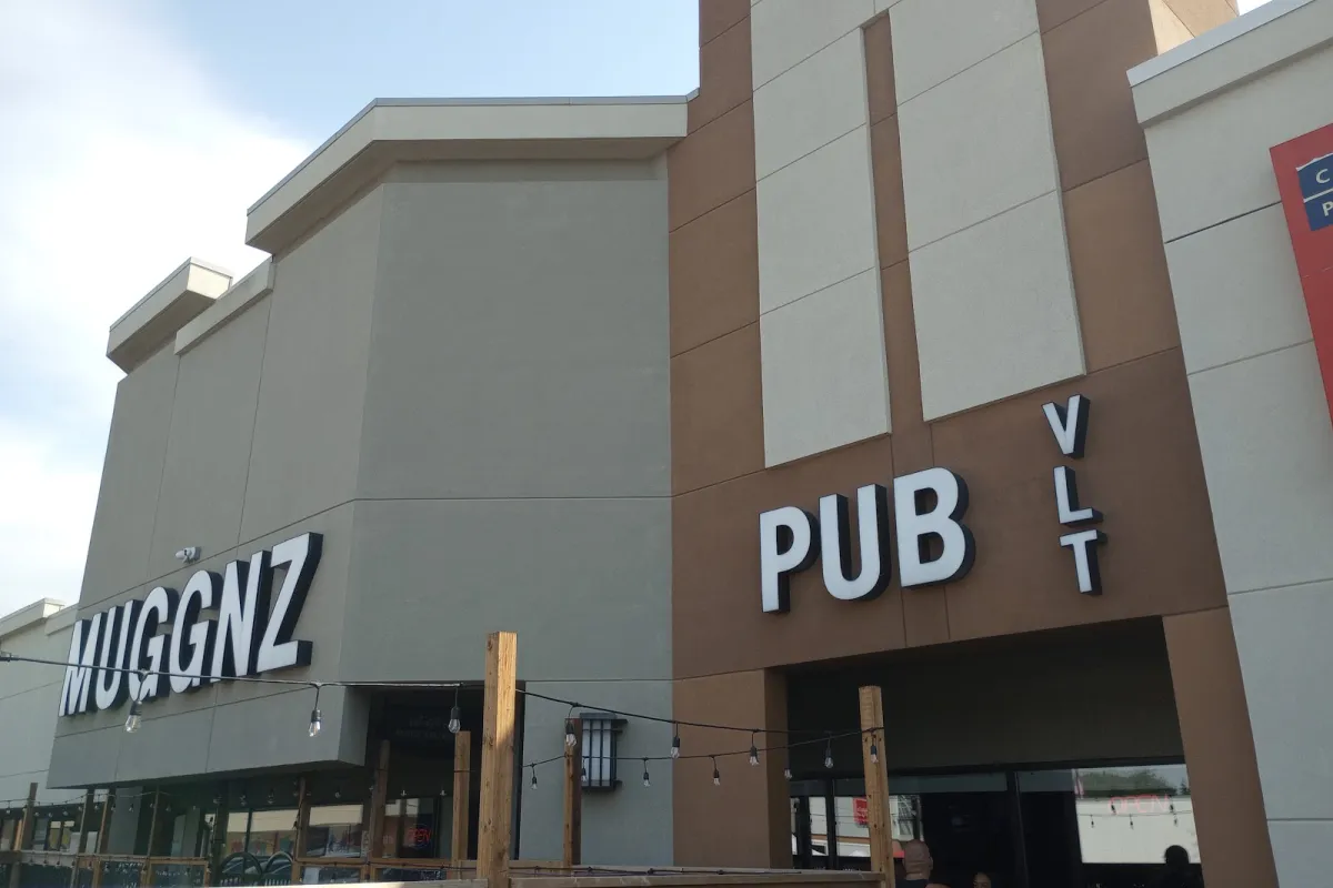 Muggnz Family Restaurant photo 1