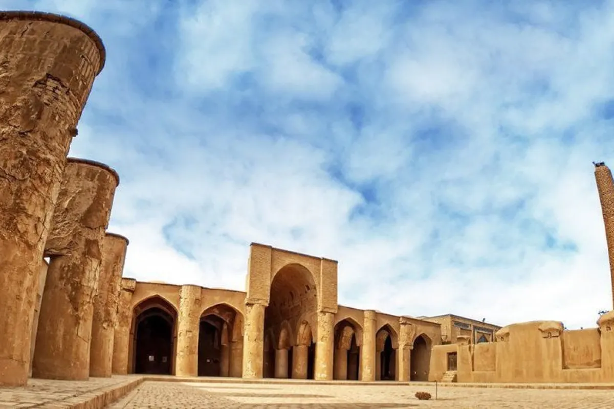 Tarikhaneh (Chehel sotun) Mosque photo 1