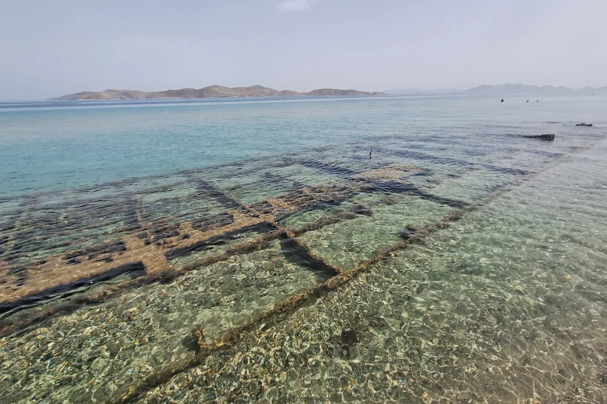 Ναυάγιο γερμανικού αποβατικού σκάφους photo 1