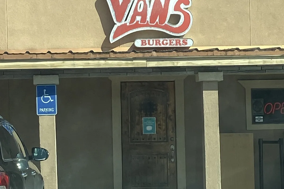 Van's Burgers & Soda Bar photo 1