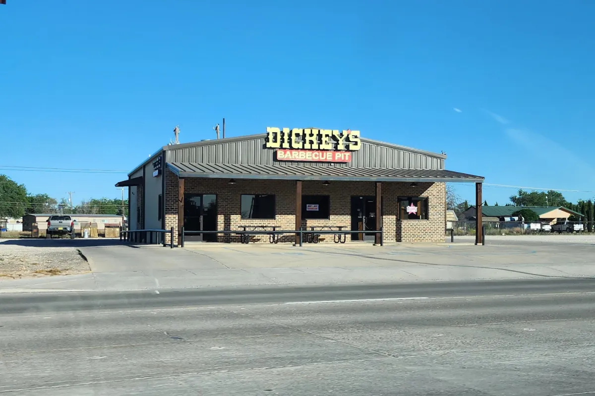 Dickey's Barbecue Pit photo 1