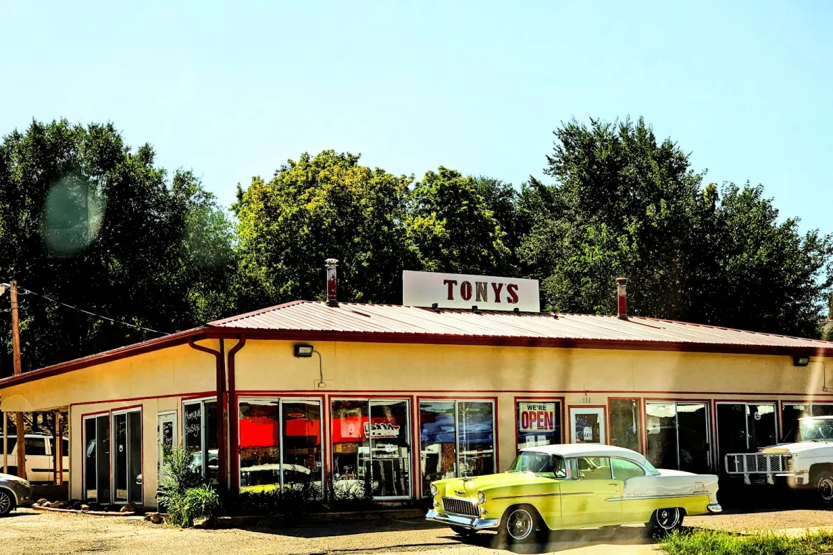 Tony's Diner photo 1