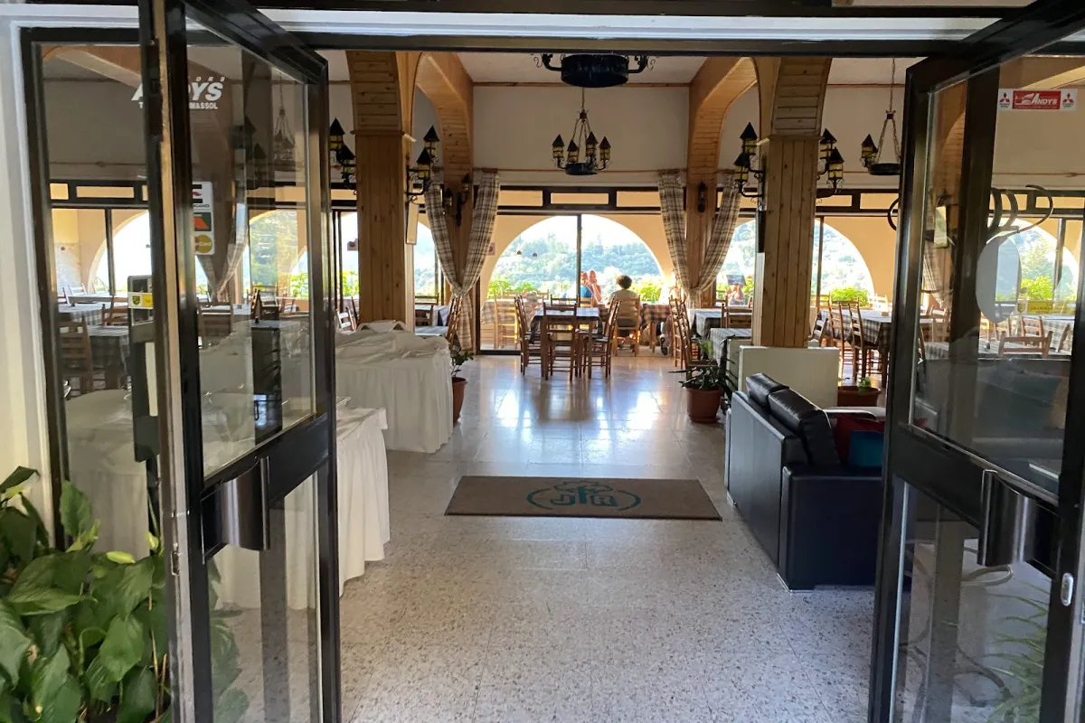 John's Restaurant photo 1