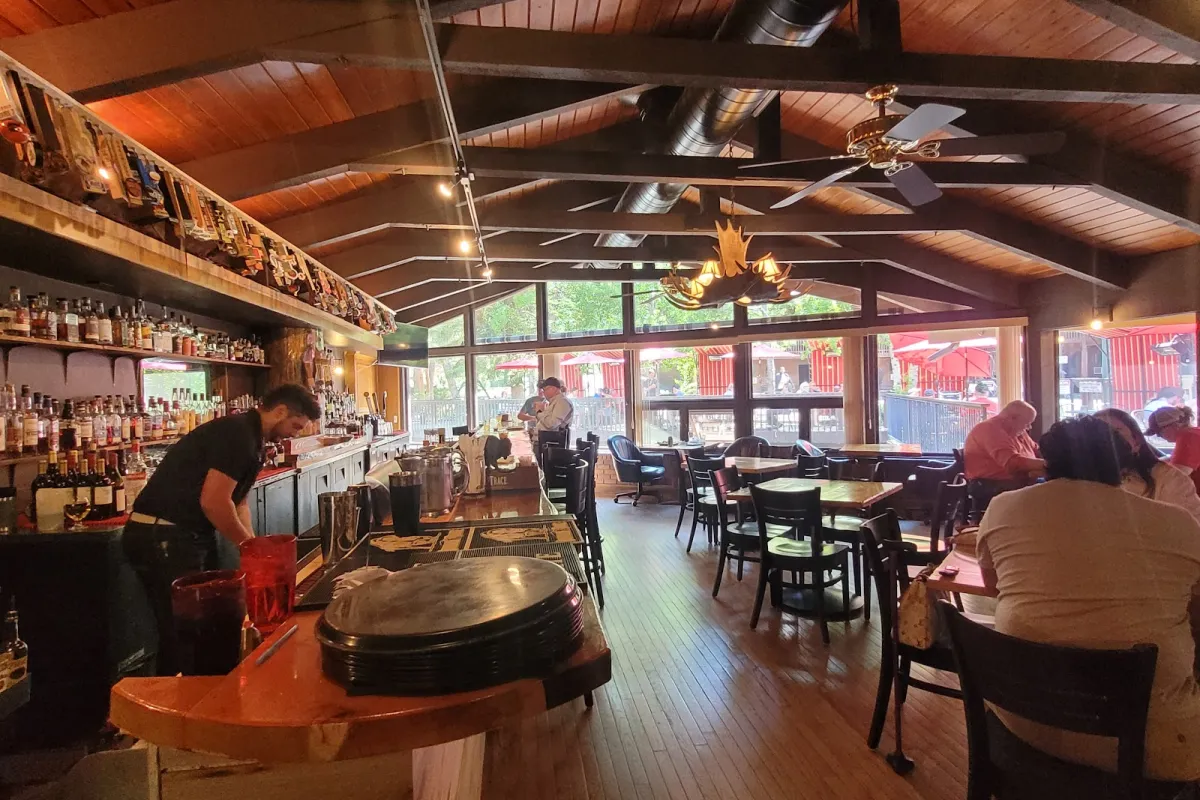 The Wapiti Colorado Pub photo 1