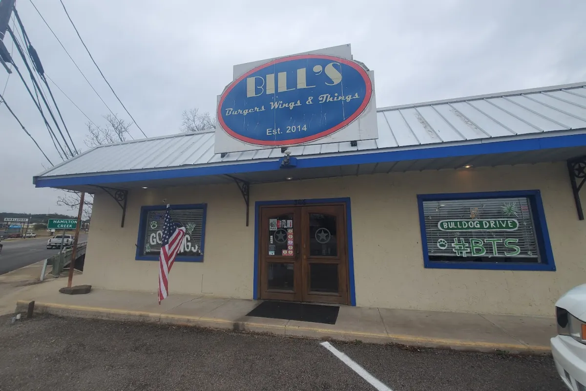 Bill's Burgers Wings & Things photo 1