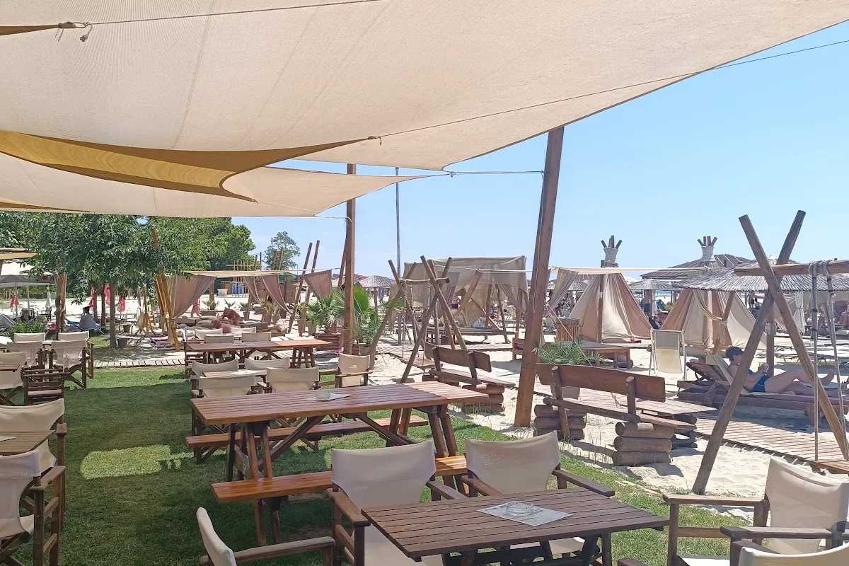 Beach Bar Ya Banaki photo 1