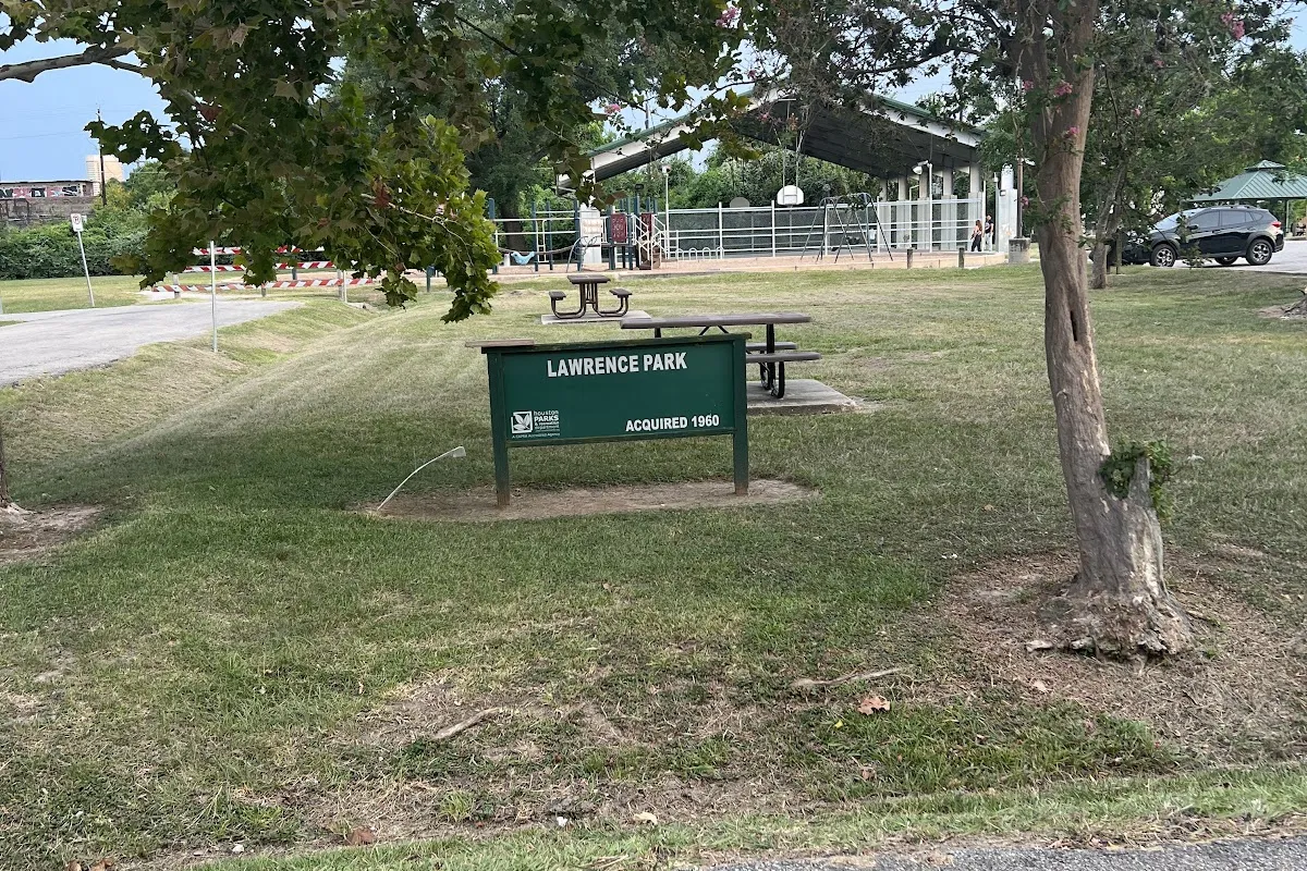 Lawrence Park photo 1