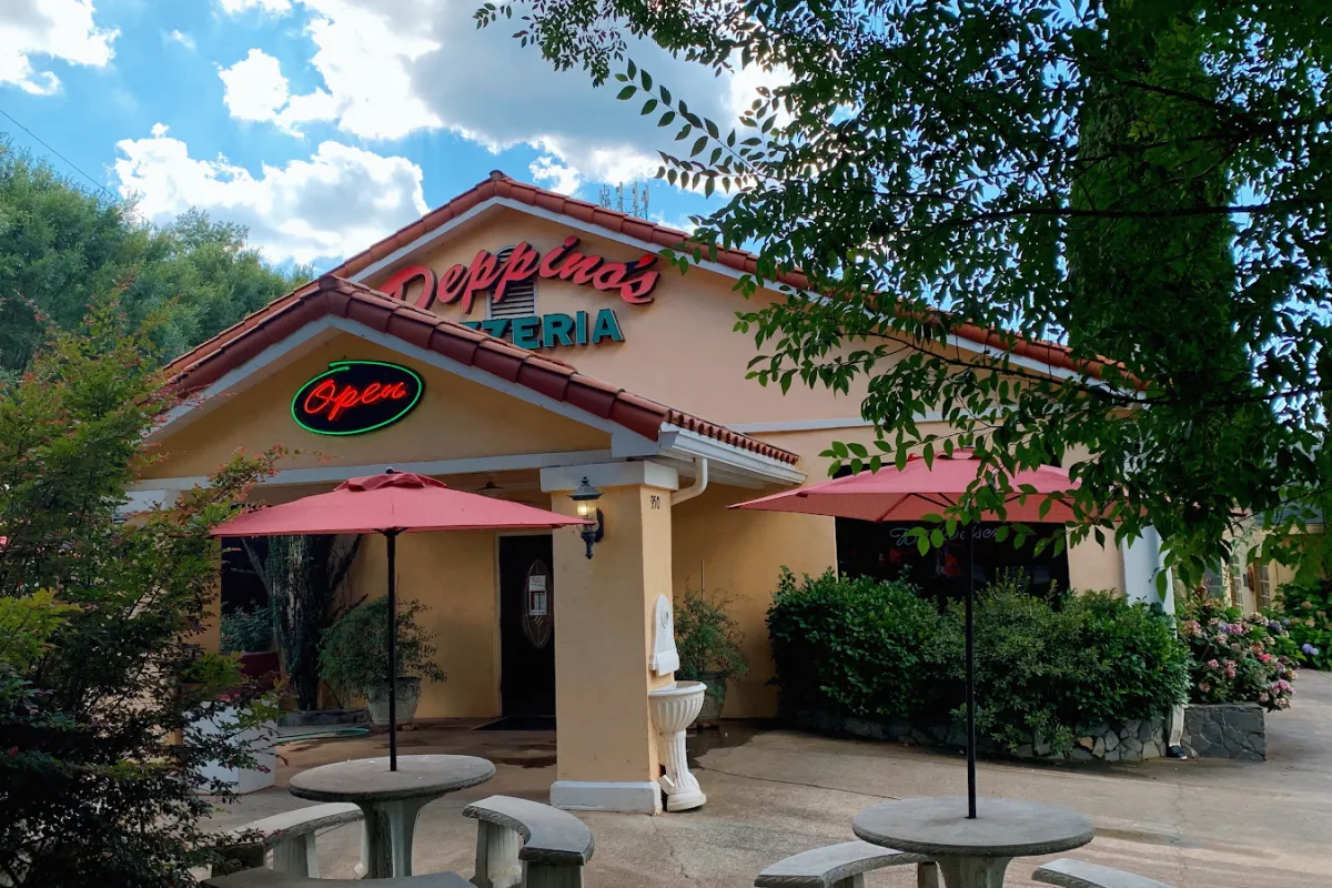 Peppino's Pizzeria photo 1