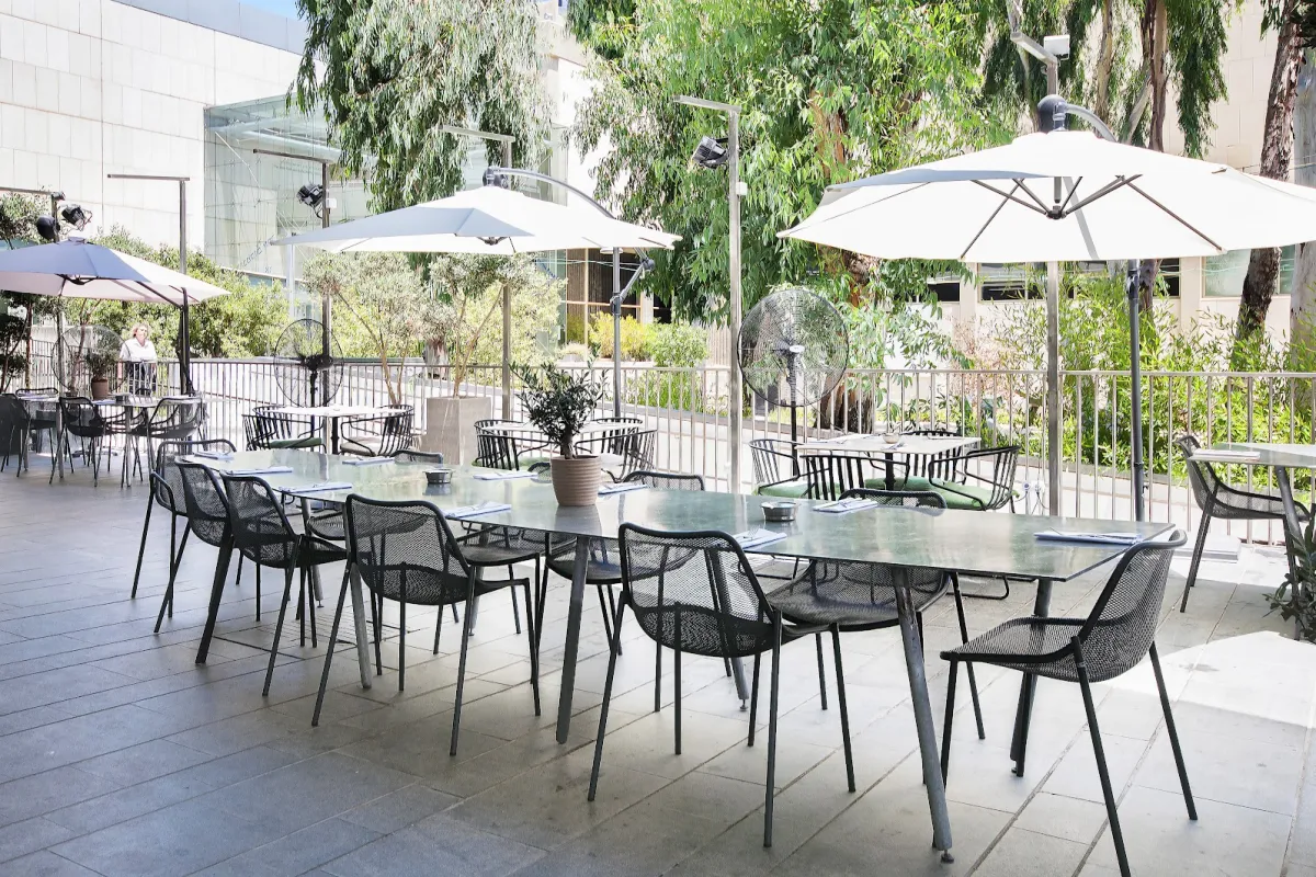 Pastel restaurant photo 1