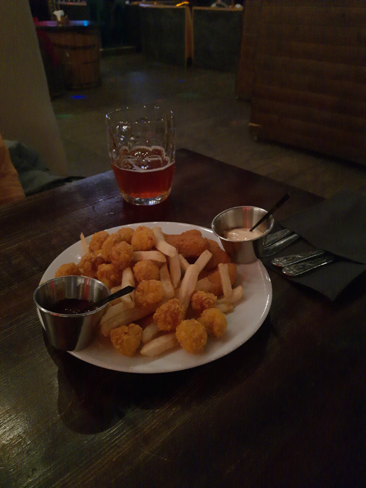 Porter Brew Pub на Жилянській-2500 метрів залу з великим екраном 6*6метрів! photo 5