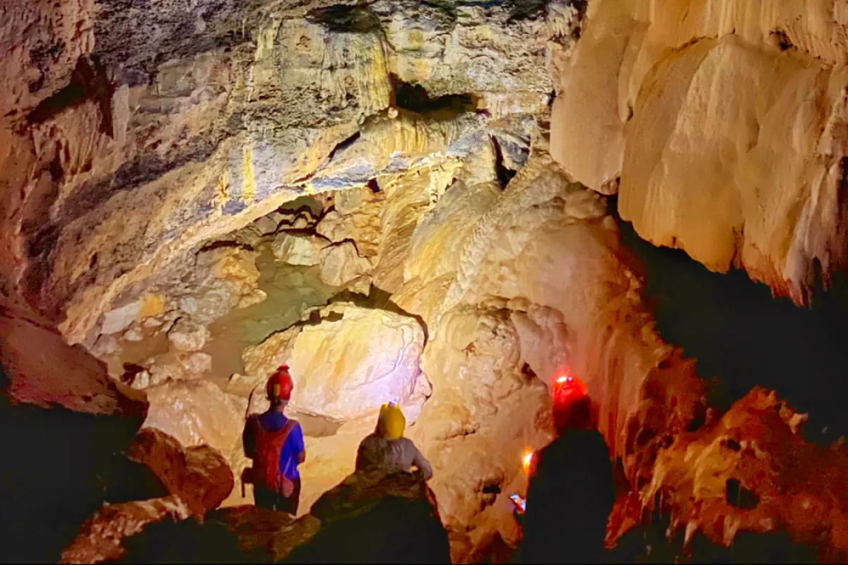 Rweiss Grotto Adventure Park photo 1