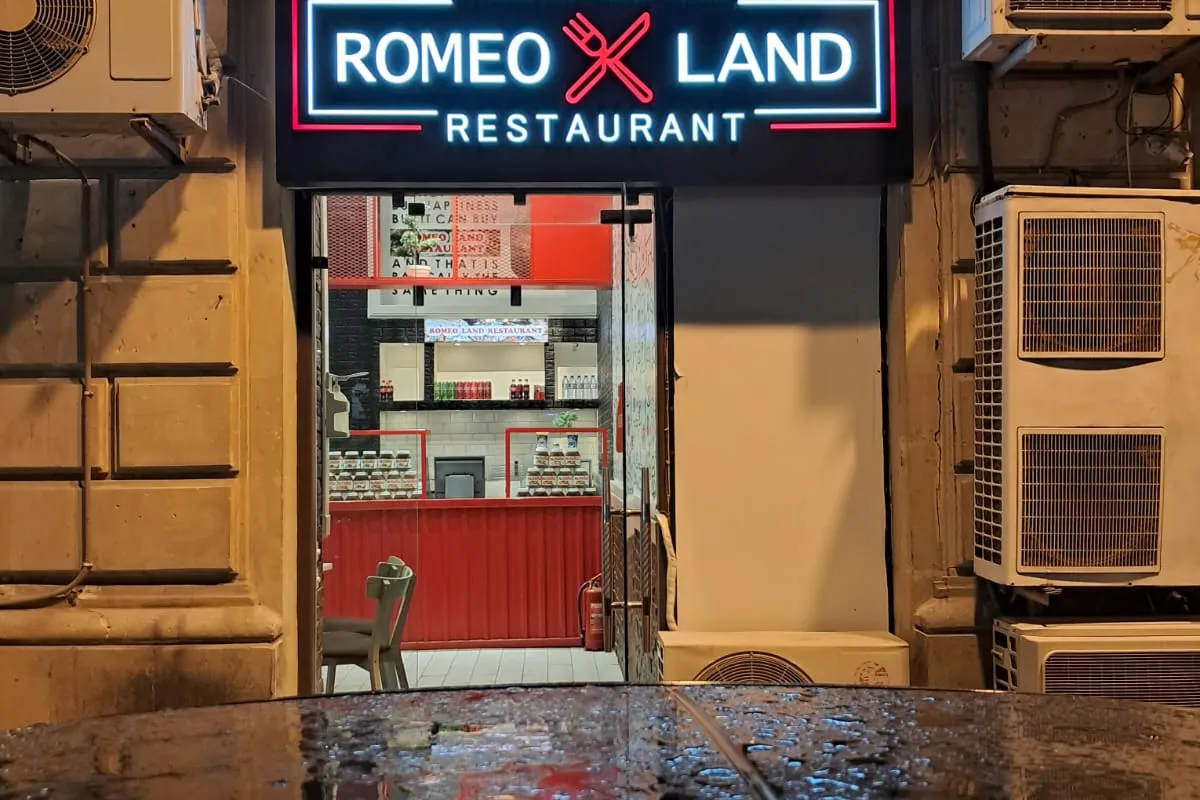 Romeo Land Restaurant photo 1