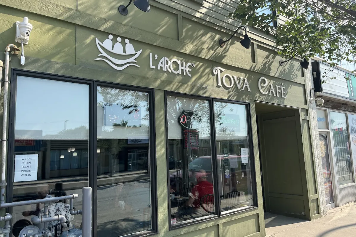 L'Arche Tova Café photo 1
