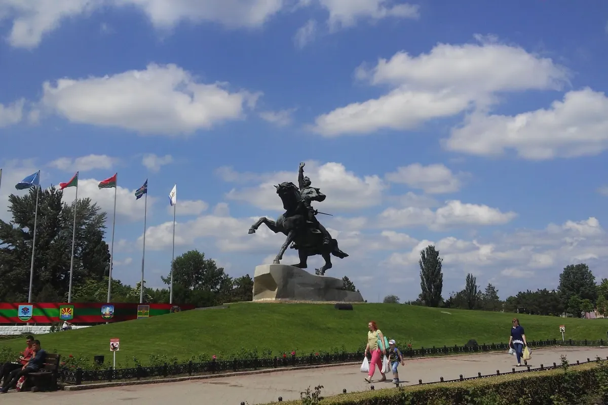 Suvorov Monument photo 1