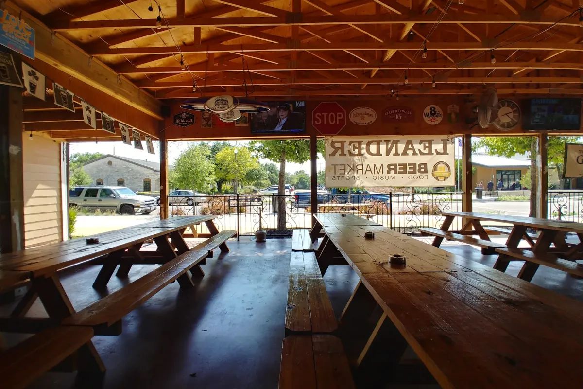 Leander Beer Market photo 1