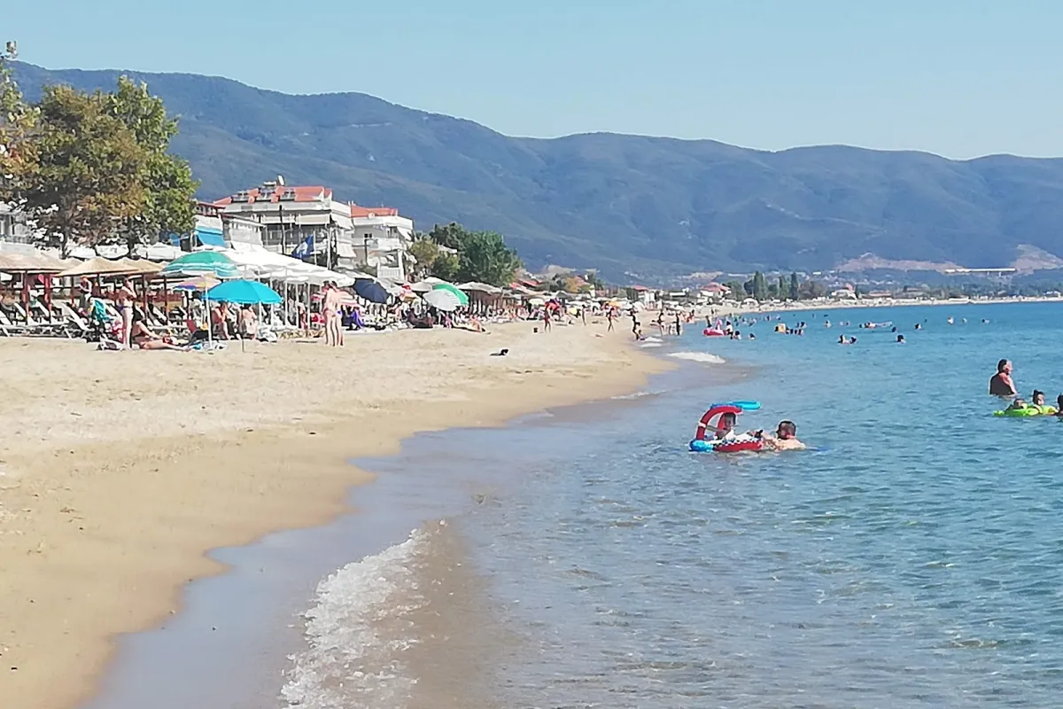 Vrasna beach photo 1
