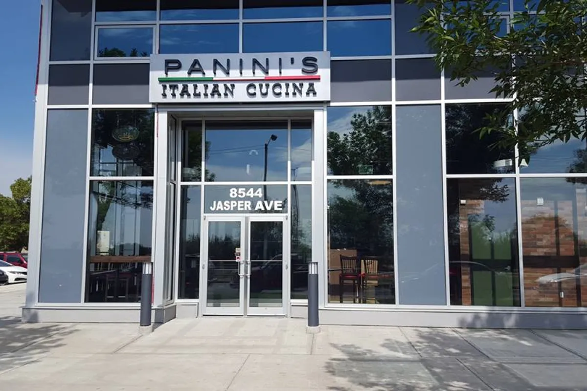 Panini's Italian Cucina (Jasper Avenue) photo 1