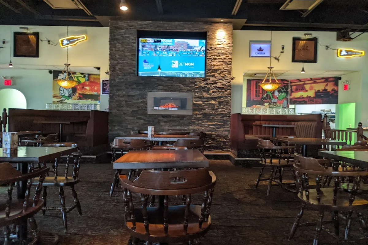 The Black Grasshopper Pub & Eatery photo 1