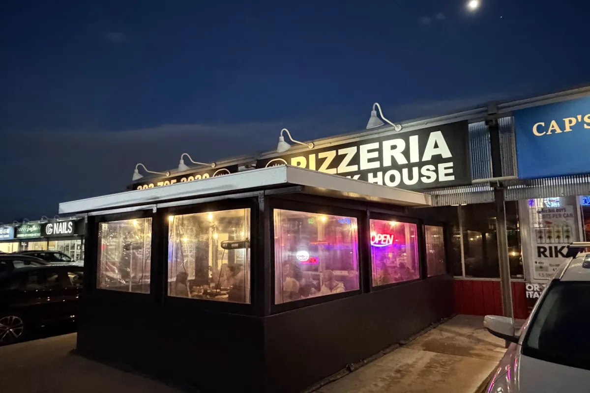 Walter's303 Pizzeria - Bow Mar photo 1