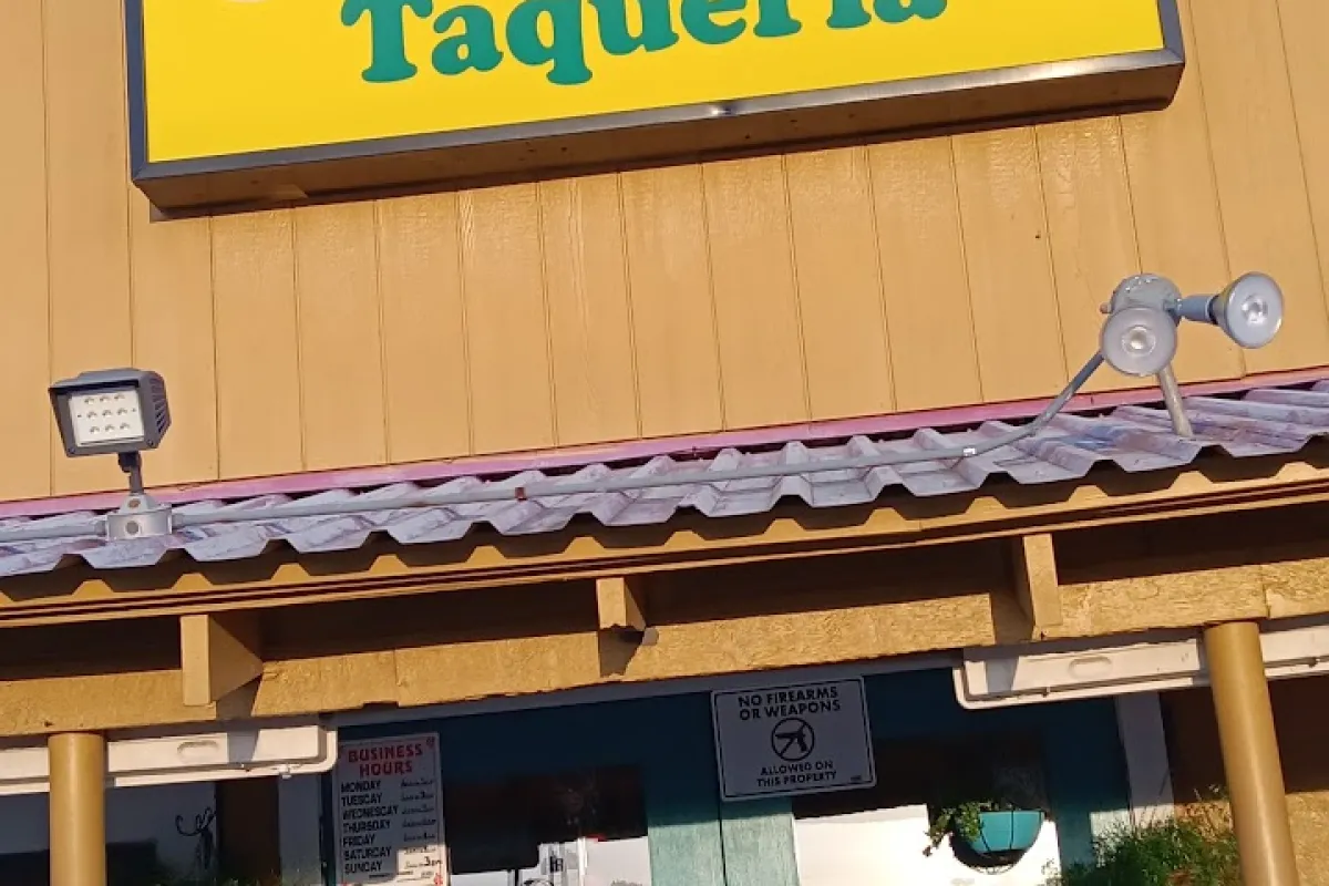 Los Jarritos Taqueria photo 1
