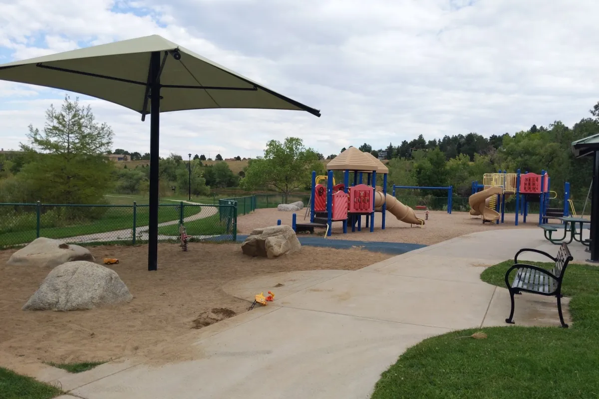 Harlow Platts Community Park photo 1