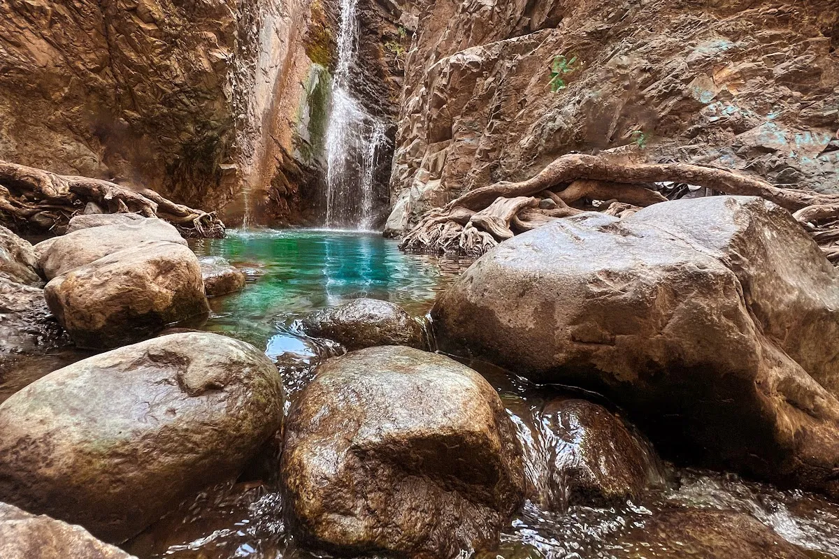 Millomeris Waterfall Sign photo 1