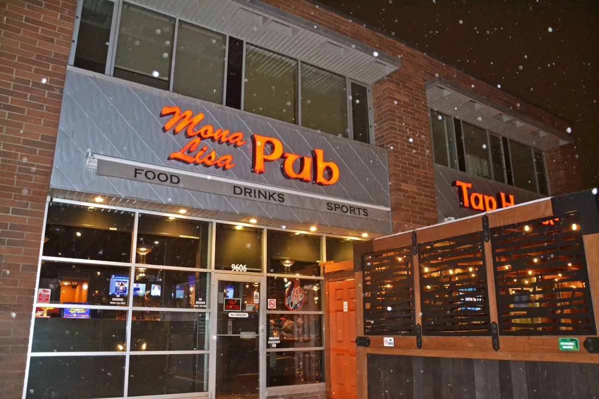 Mona Lisa Pub photo 1