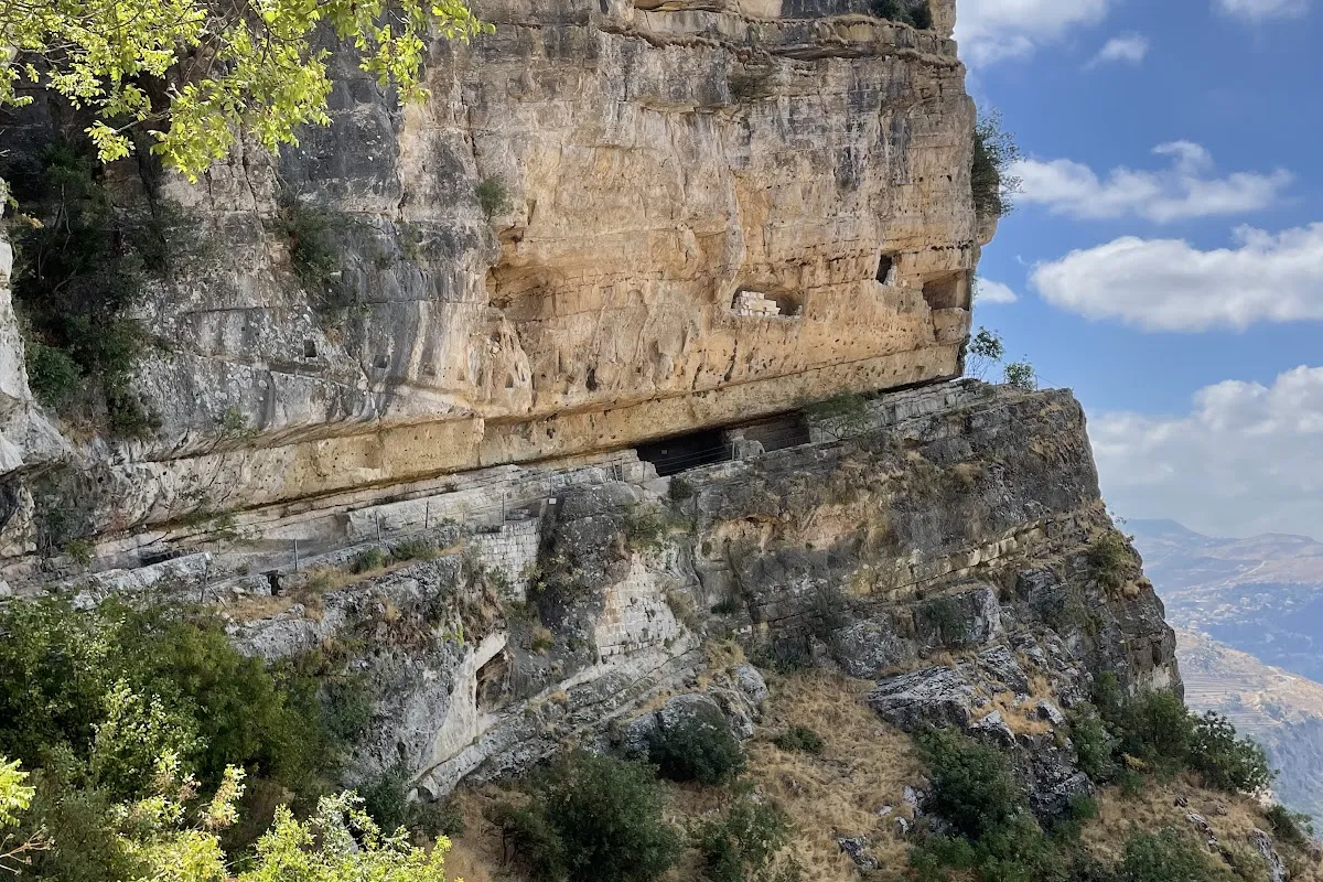 Fortress of Niha photo 1