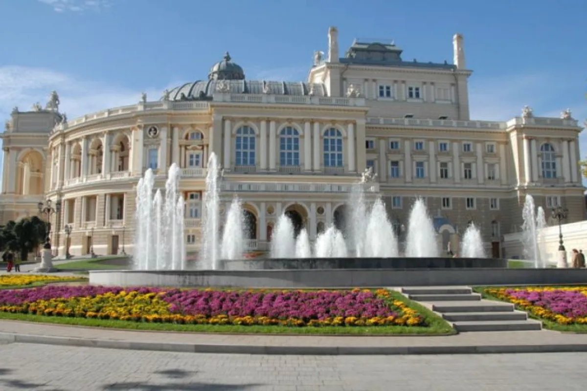 Fountain photo 1