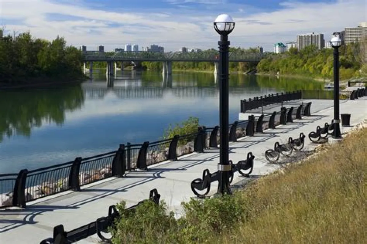 Louise McKinney Riverfront Park photo 1