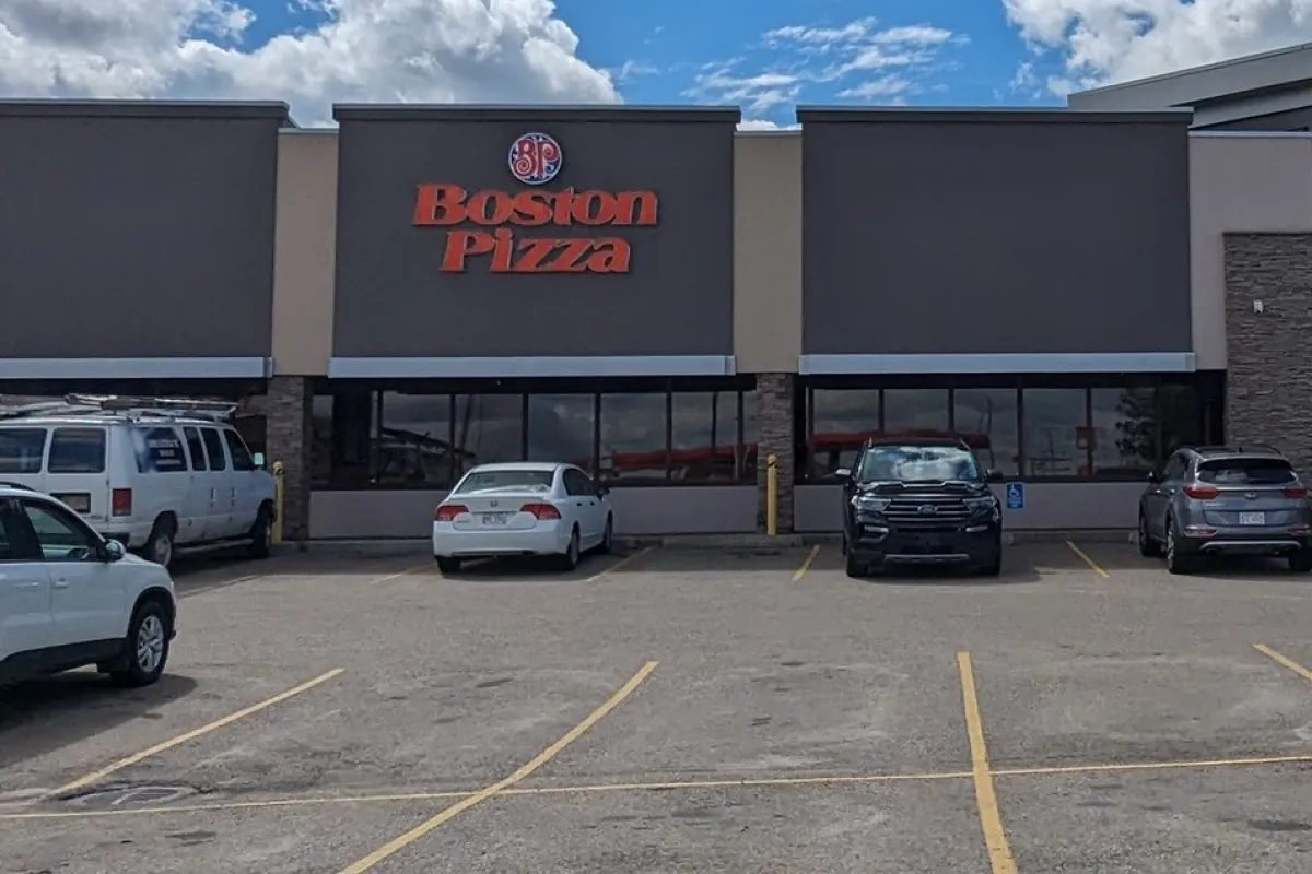 Boston Pizza photo 1