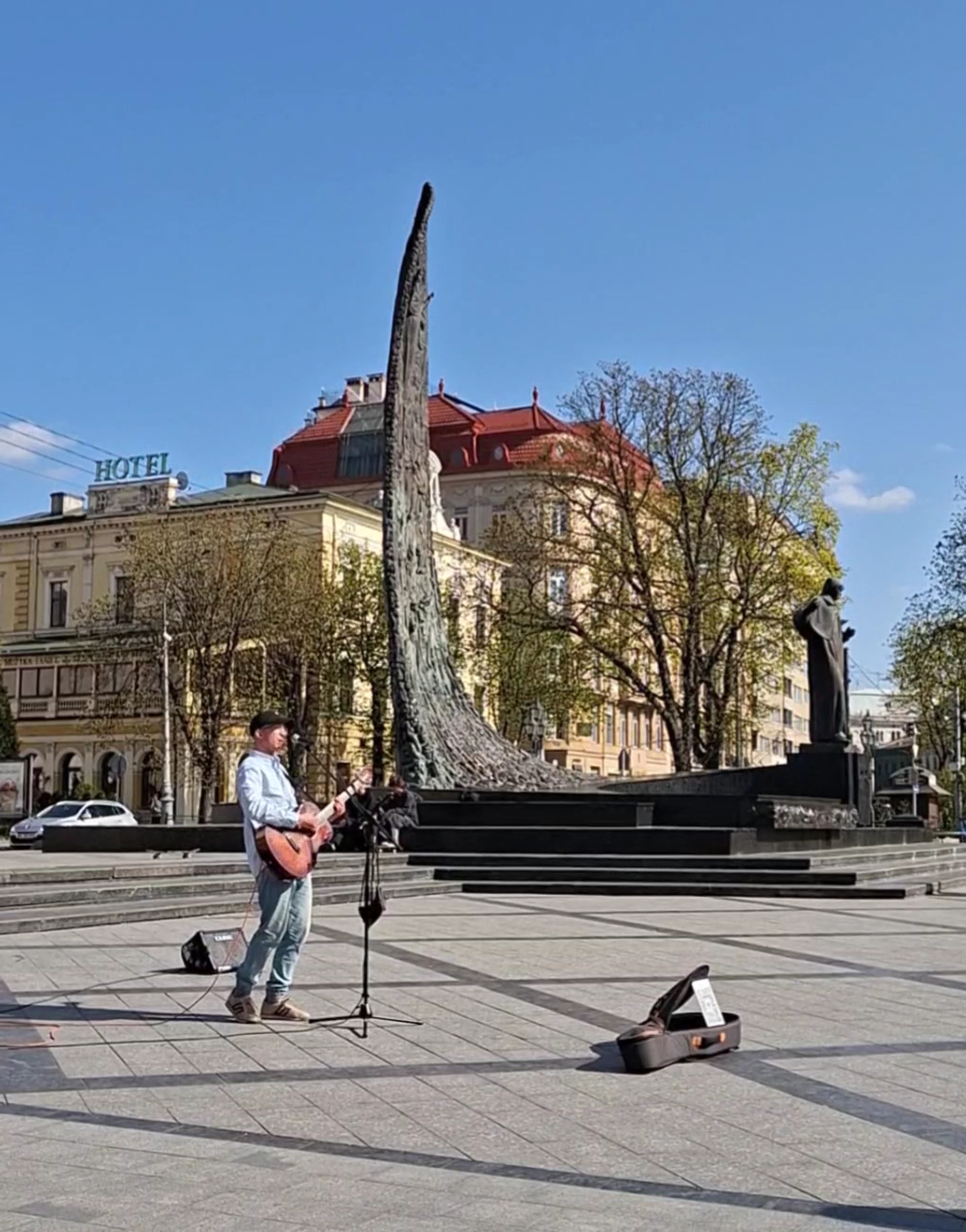 Taras Shevchenko Monument photo 2