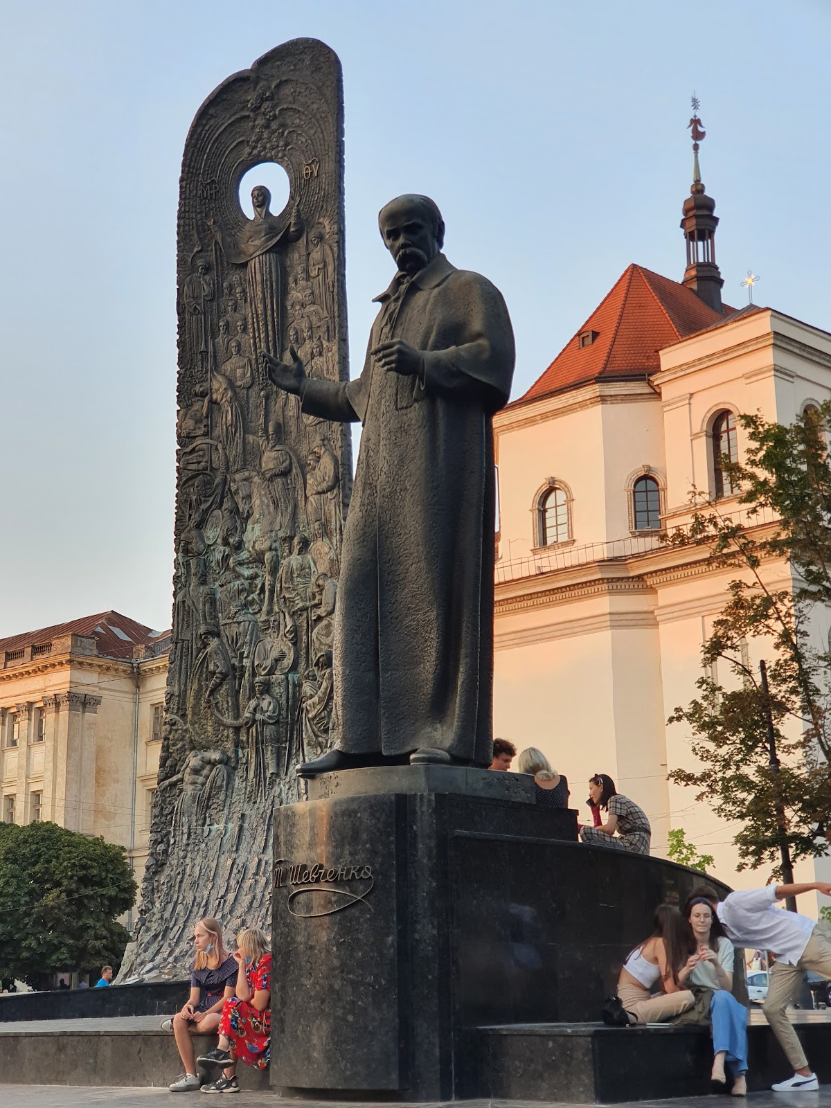 Taras Shevchenko Monument photo 8