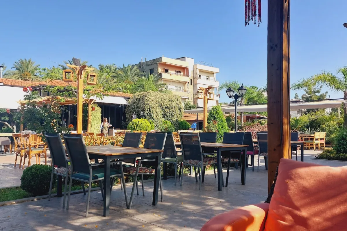 Ward Gardens Café photo 1