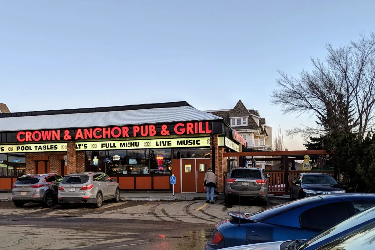 Crown & Anchor Pub & Grill photo 1