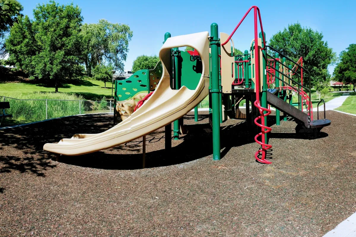 Duck Pond Park photo 1