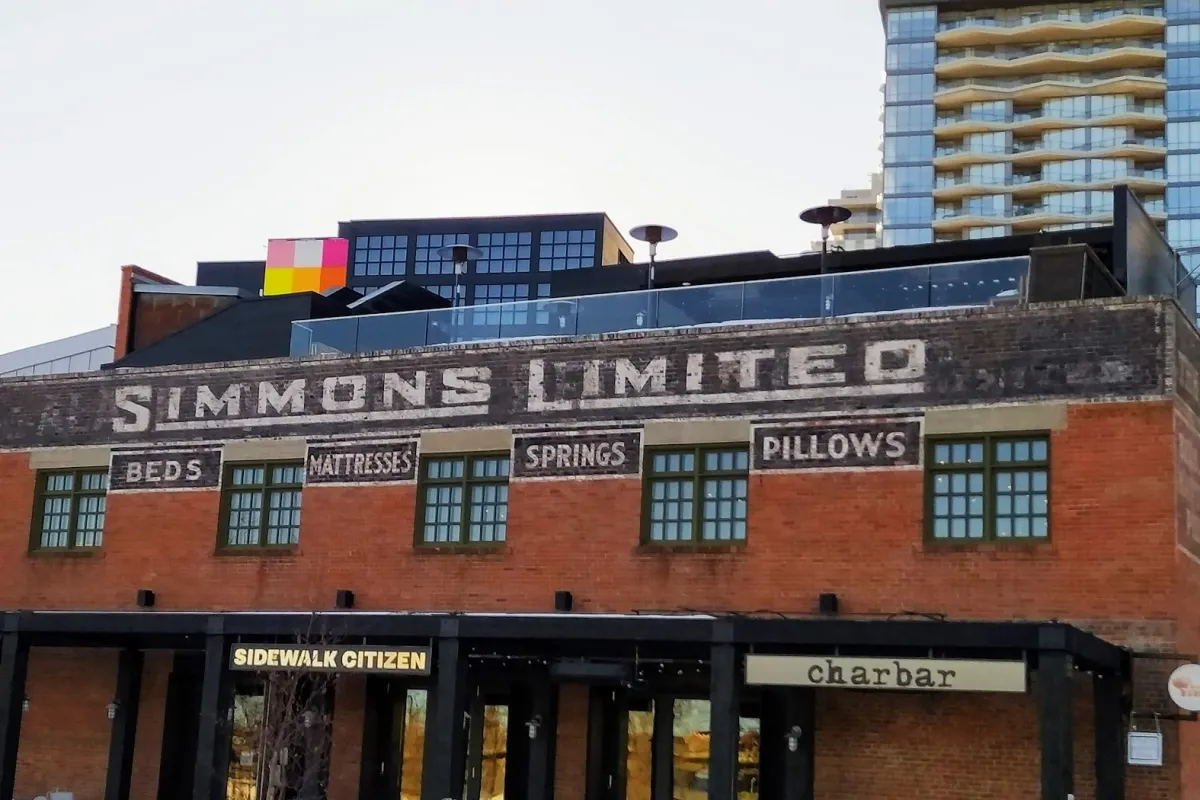 Simmons Building photo 1