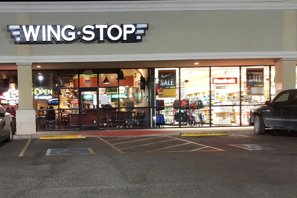 Wingstop photo 1