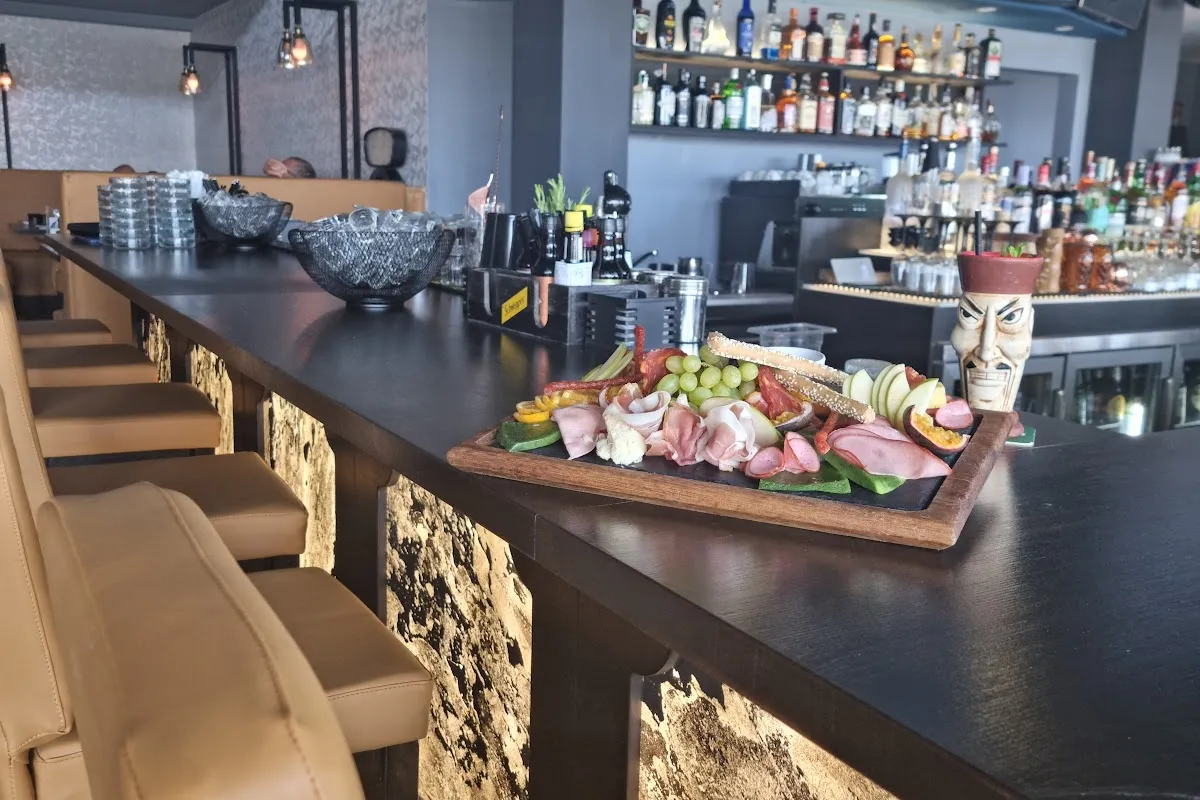 Barleys Bar & Lounge photo 1