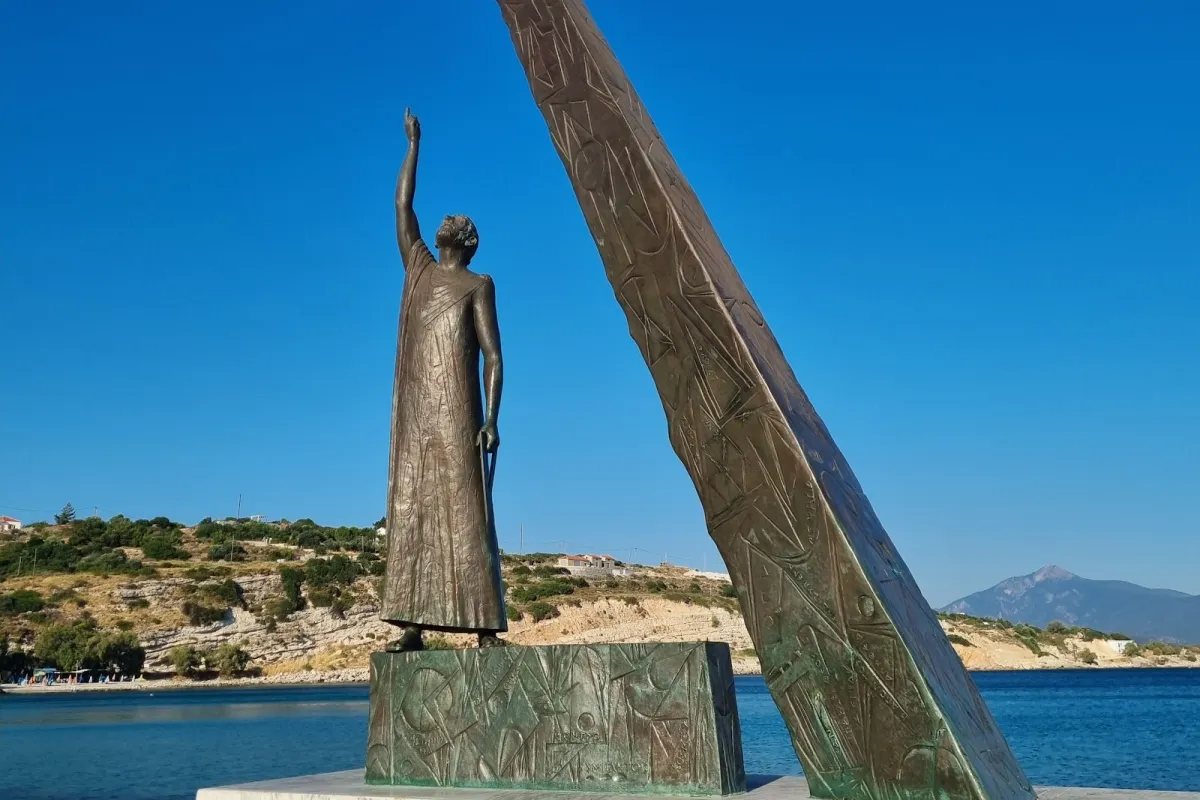 Pythagoras of Samos Statue photo 1