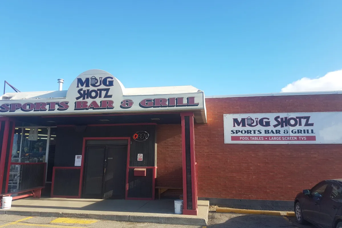 Mug Shotz Sports Bar & Grill photo 1