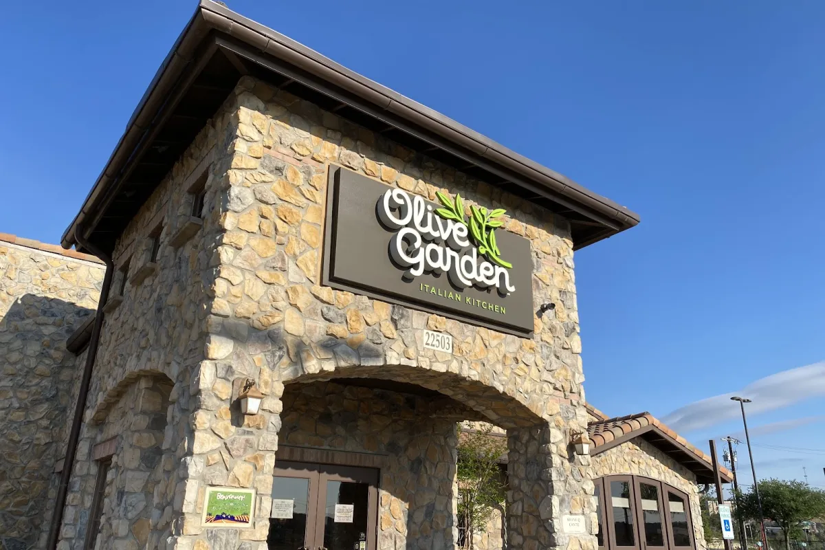 Olive Garden Italian Restaurant photo 1